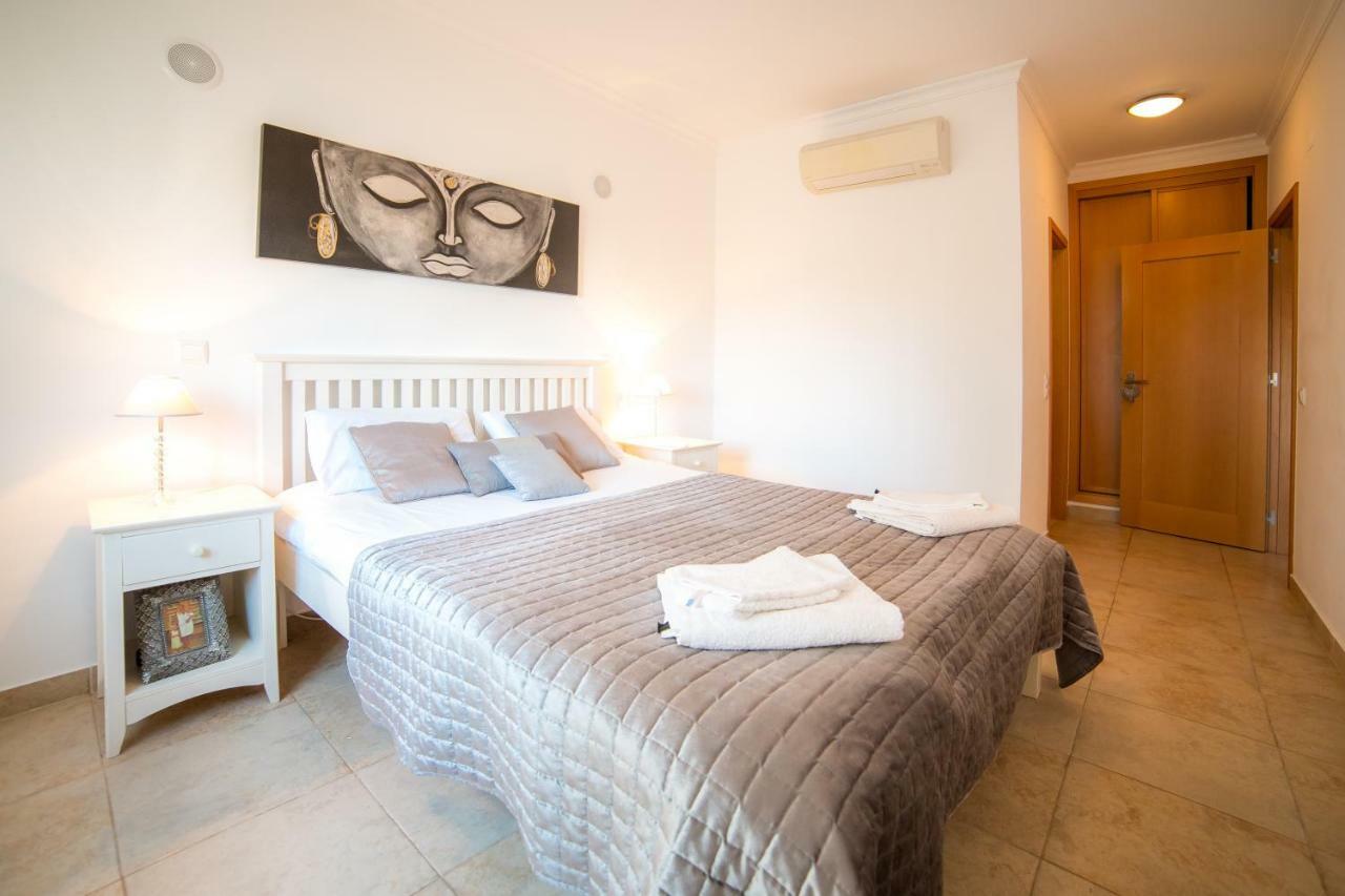 B05 - Luxury Central 2 Bed With Spa Lagos Bagian luar foto
